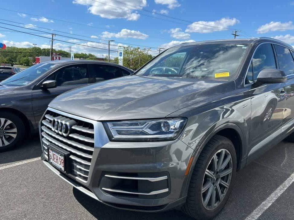AUDI Q7 2019 WA1AAAF70KD002381 image