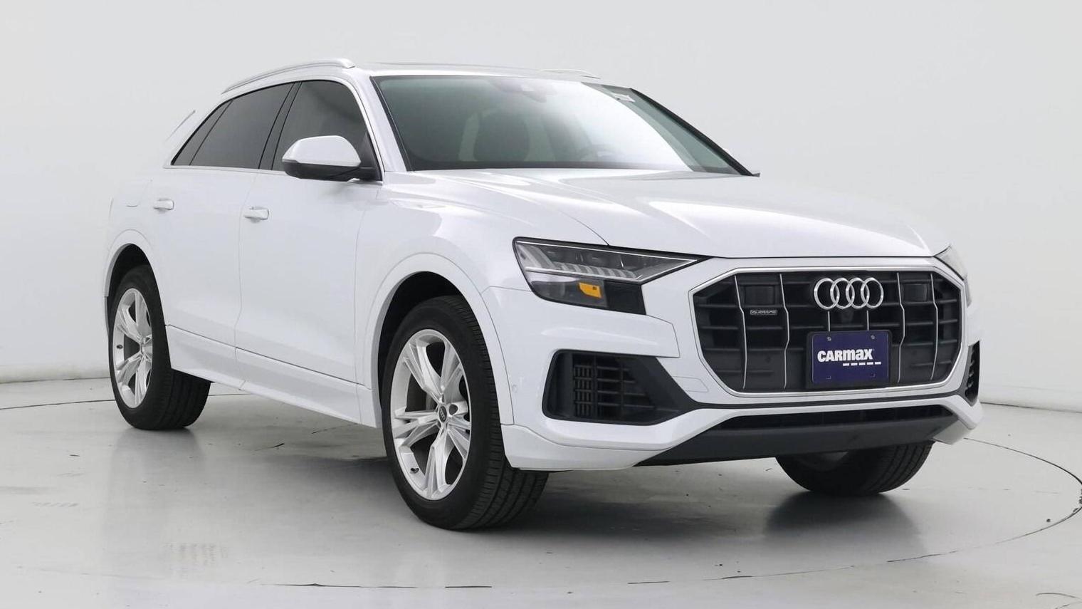 AUDI Q8 2023 WA1AVBF10PD022529 image