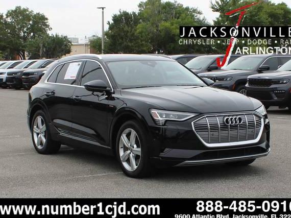 AUDI E-TRON 2019 WA1LAAGE1KB023001 image
