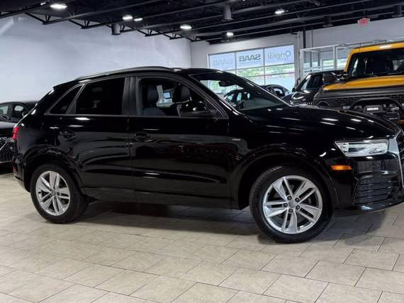 AUDI Q3 2018 WA1BCCFS0JR028043 image