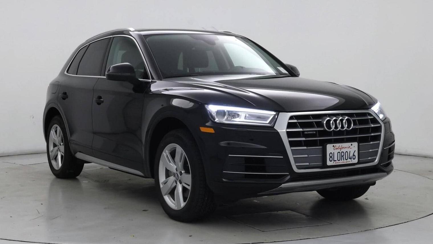 AUDI Q5 2019 WA1ANAFY1K2117127 image