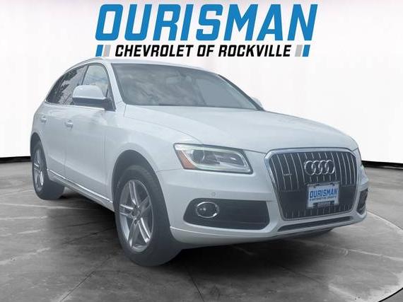AUDI Q5 2017 WA1C2AFP2HA098045 image