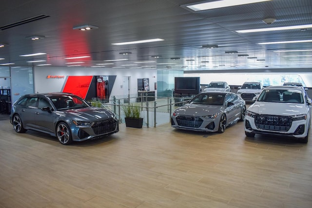 genesis g70 2023 KMTG54TE6PU127693 image genesis g70 2023 KMTG54TE6PU127693 image