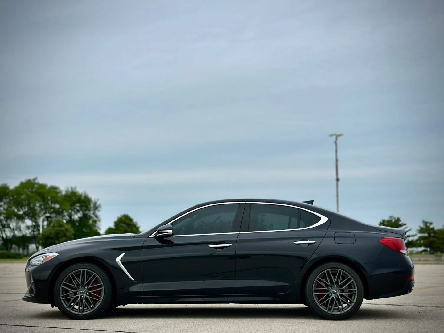 genesis g70 2019 KMTG54LE2KU016700 image genesis g70 2019 KMTG54LE2KU016700 image
