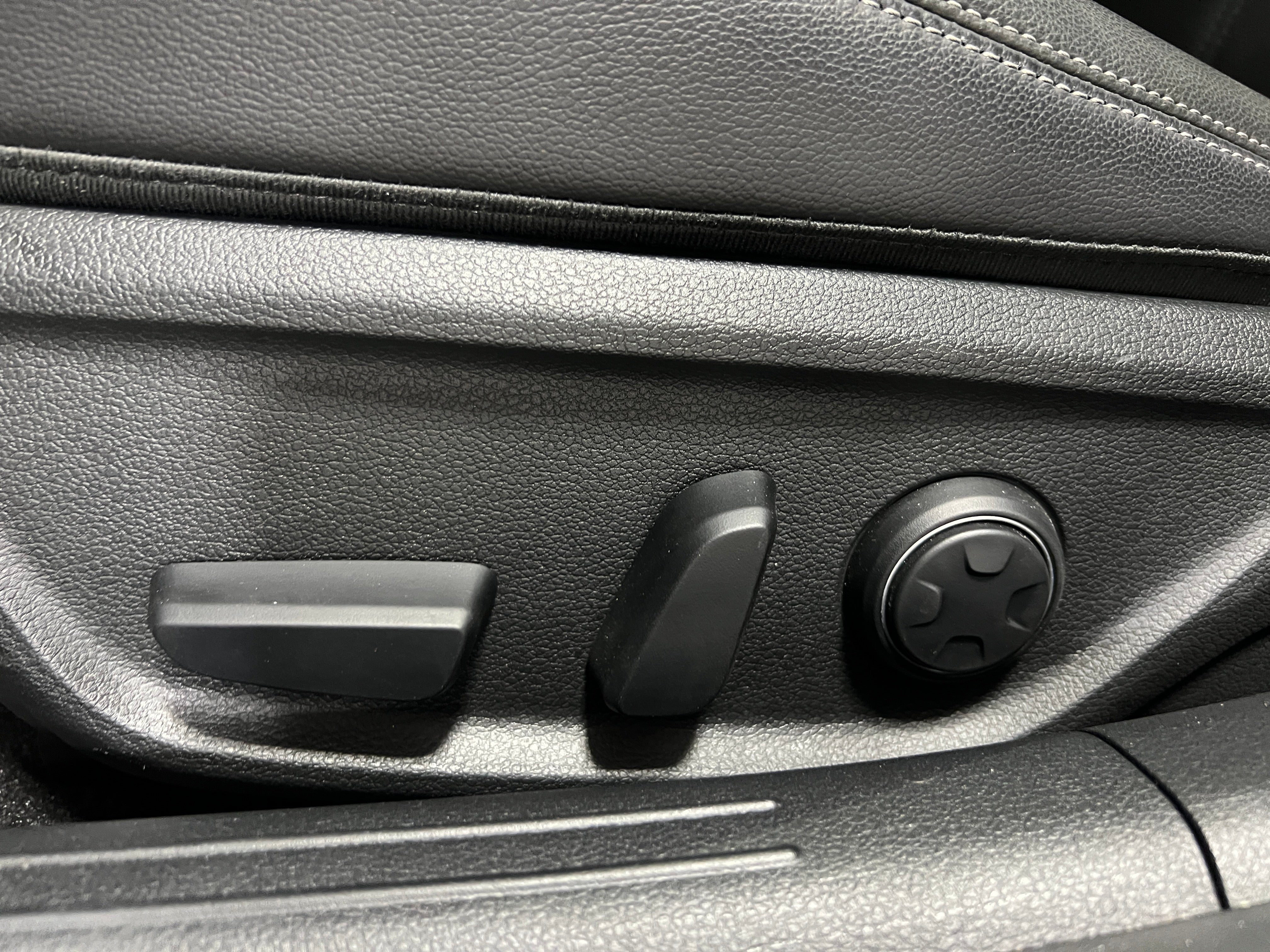 genesis g70 2026 KMTG14SC8TU168638 image genesis g70 2026 KMTG14SC8TU168638 image