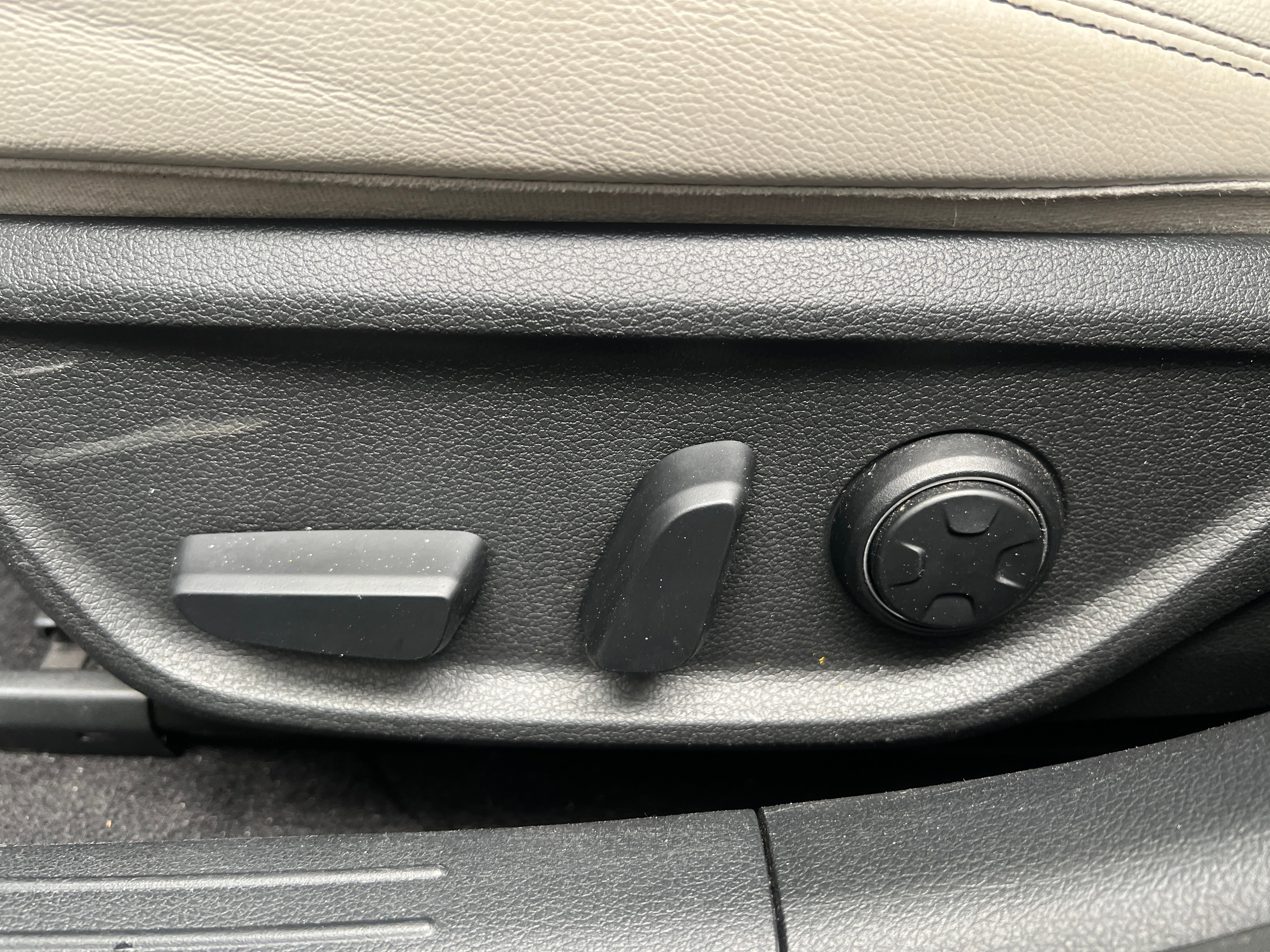 genesis g70 2025 KMTG34SC3SU152338 image genesis g70 2025 KMTG34SC3SU152338 image