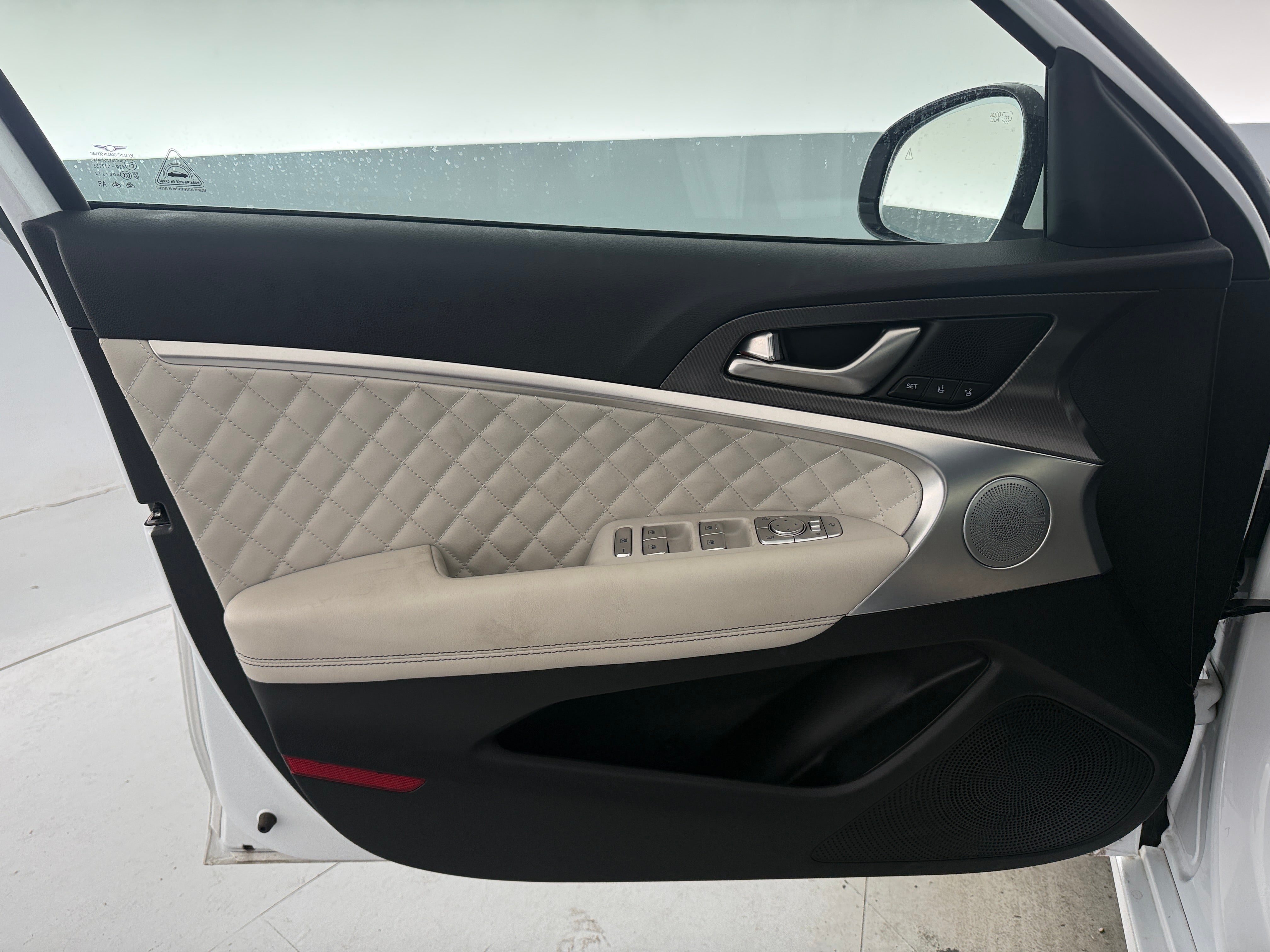 genesis g70 2025 KMTG54SE6SU147226 image genesis g70 2025 KMTG54SE6SU147226 image