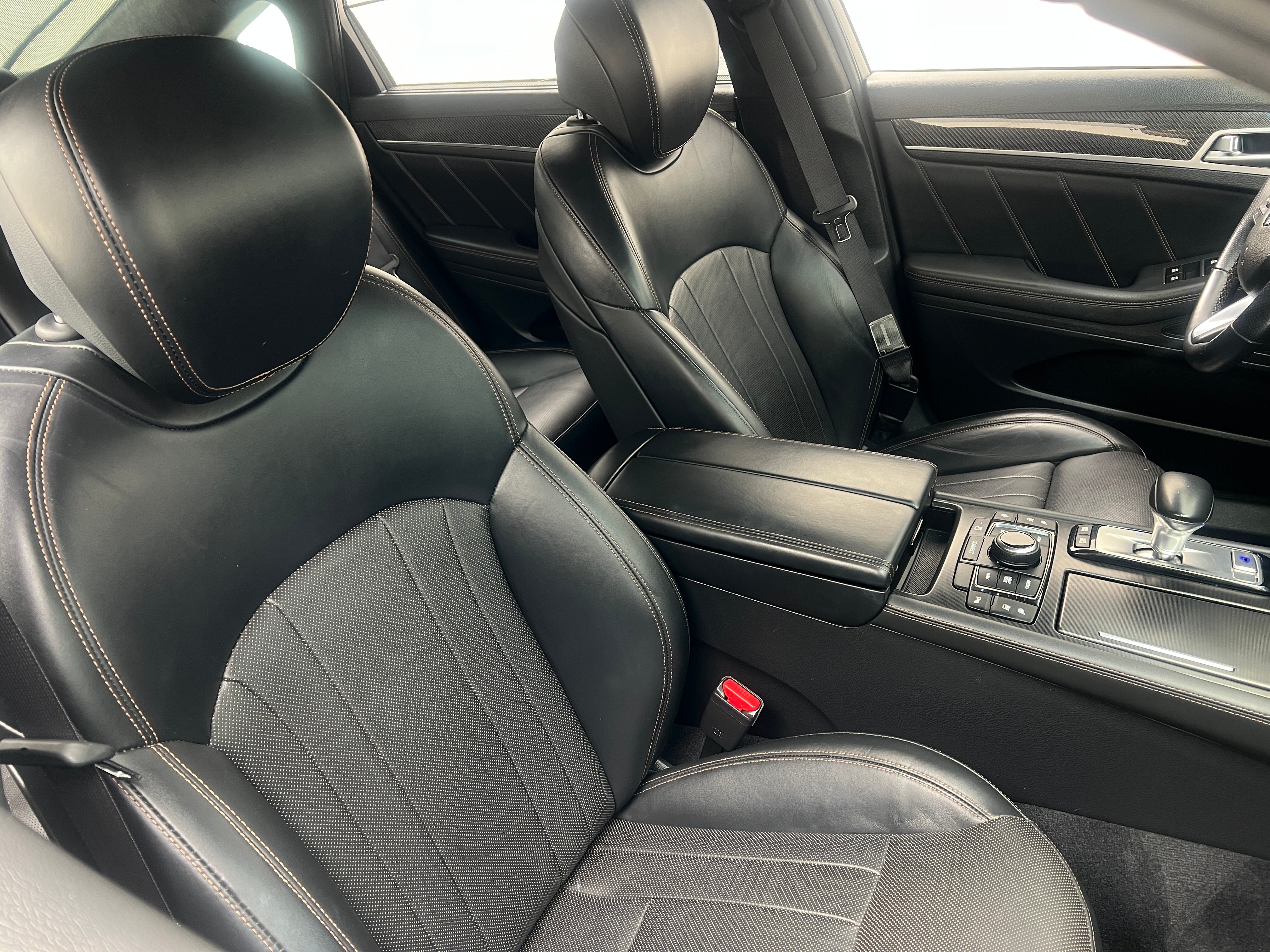 genesis g80 2019 KMTFN4JB5KU306966 image genesis g80 2019 KMTFN4JB5KU306966 image