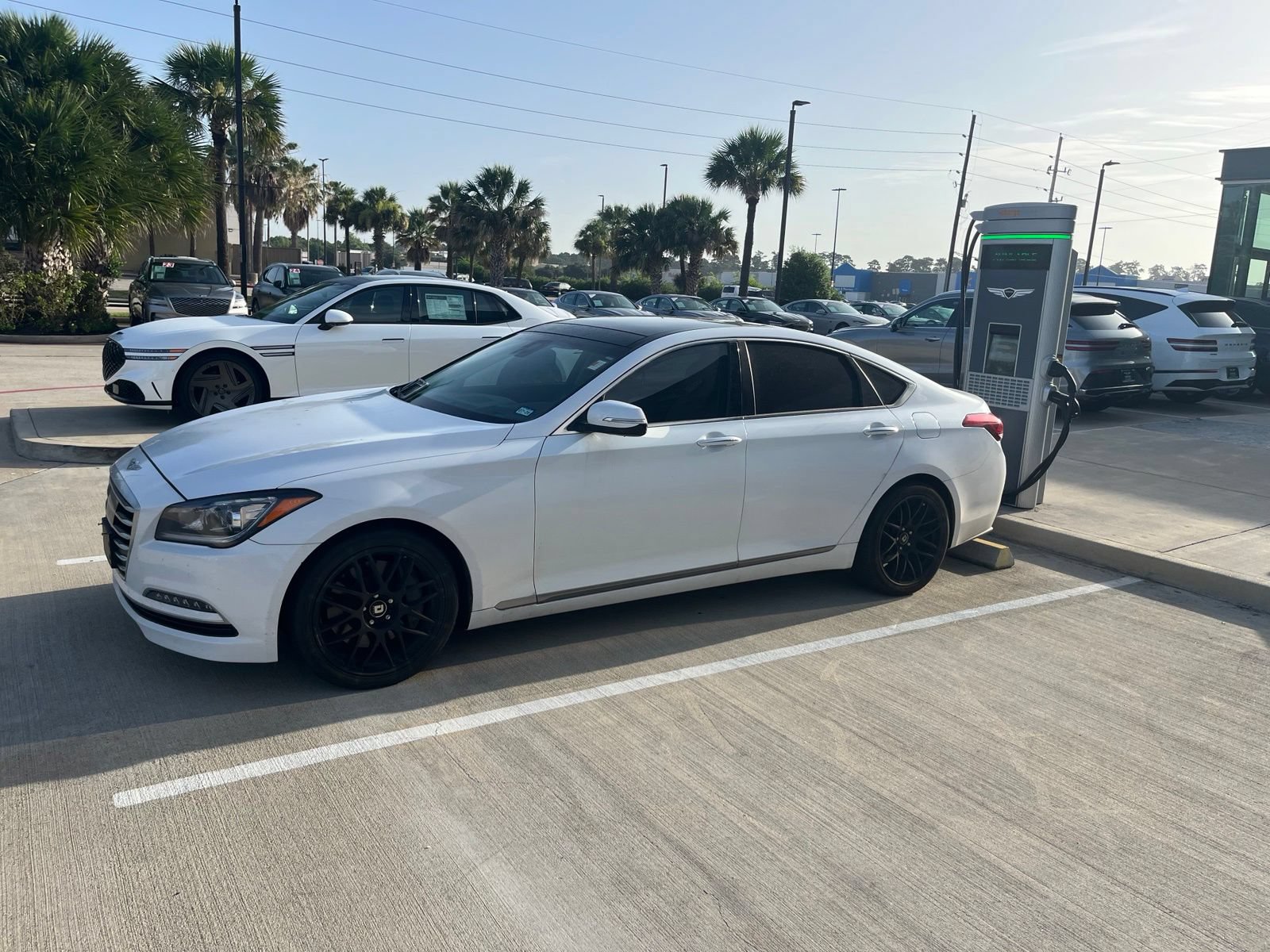 genesis g80 2017 KMHGN4JF7HU214302 image genesis g80 2017 KMHGN4JF7HU214302 image