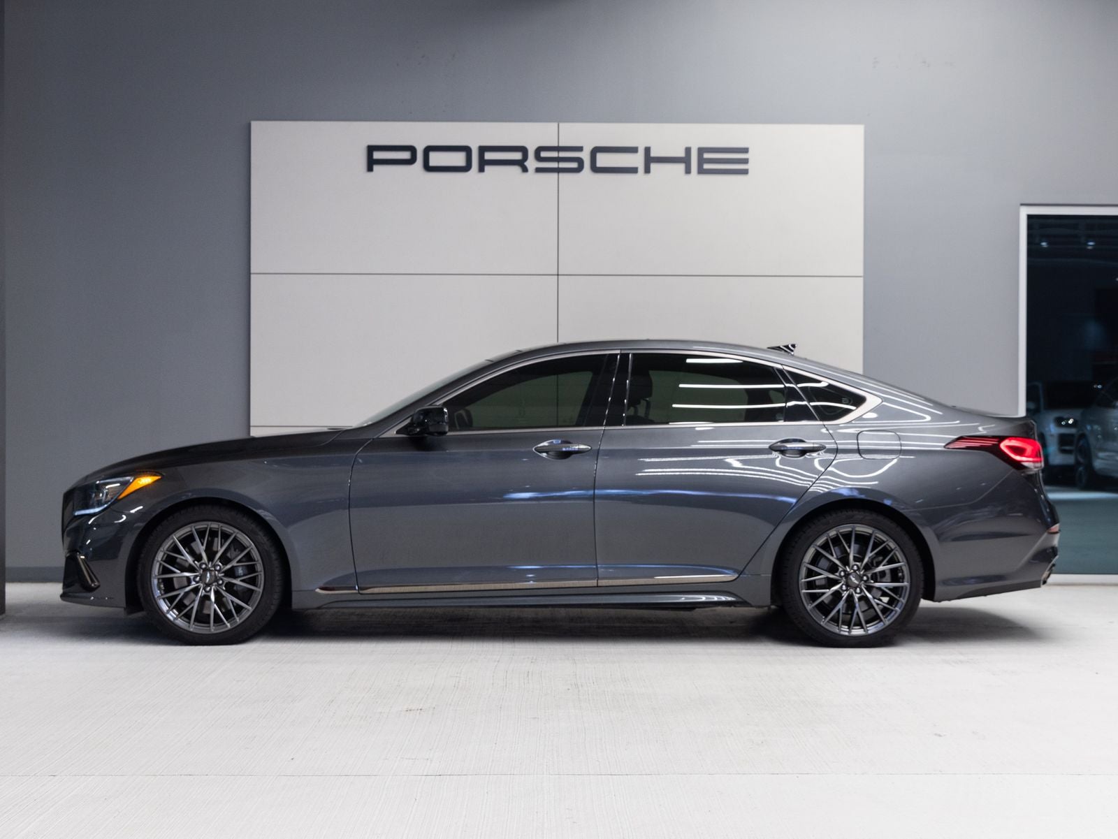 genesis g80 2020 KMTFN4JB6LU329710 image genesis g80 2020 KMTFN4JB6LU329710 image