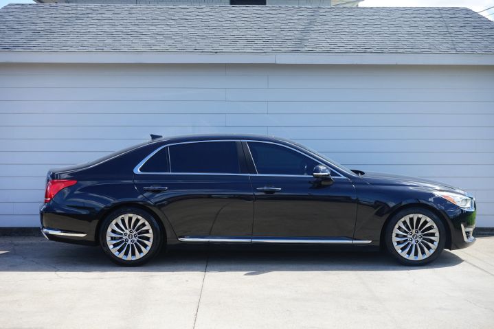 genesis g90 2018 KMHG34JA4JU038177 image genesis g90 2018 KMHG34JA4JU038177 image