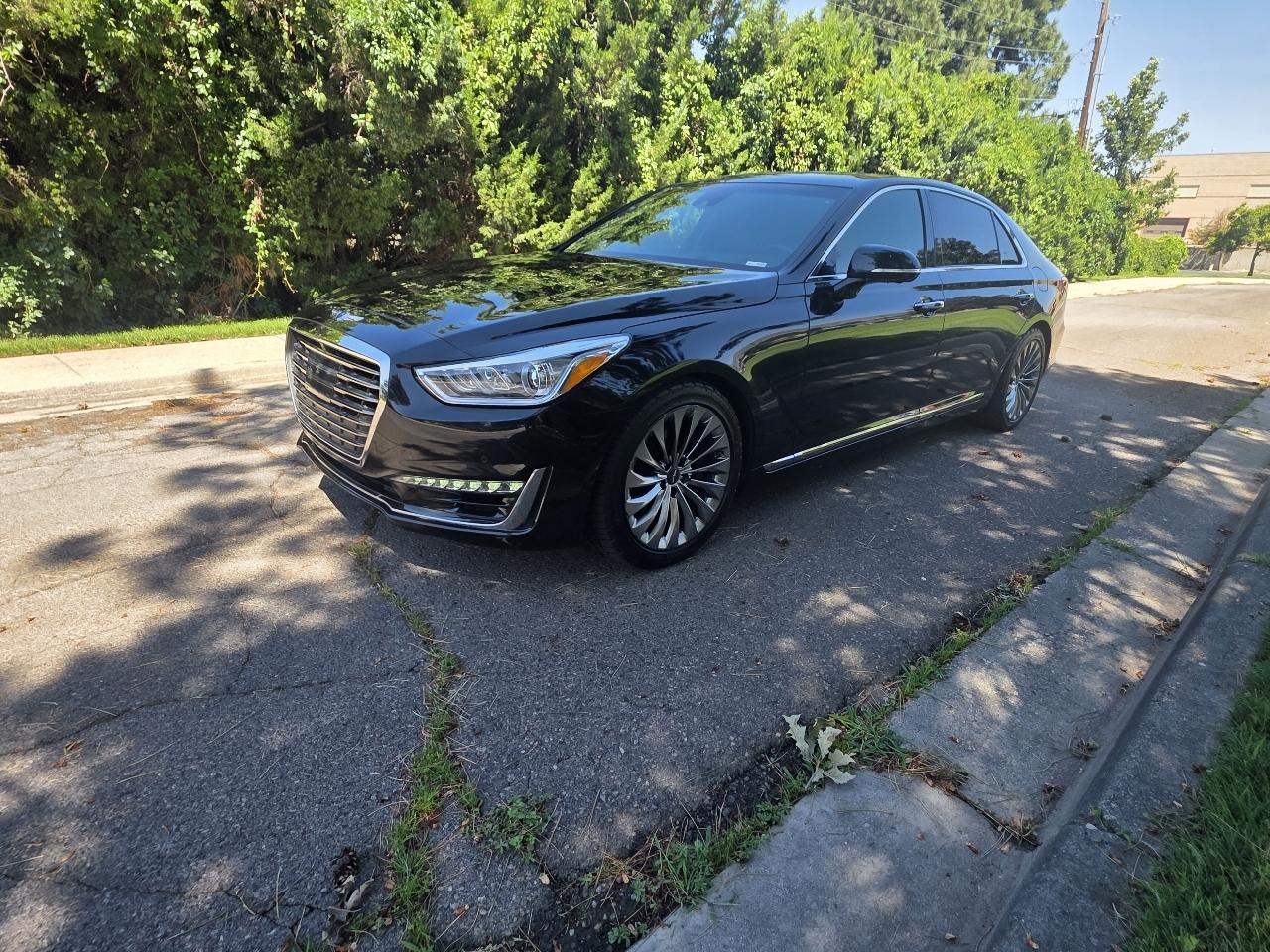 genesis g90 2018 KMHG54JH1JU043361 image genesis g90 2018 KMHG54JH1JU043361 image