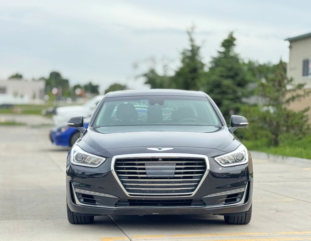 genesis g90 2018 KMHG54JH2JU042252 image genesis g90 2018 KMHG54JH2JU042252 image