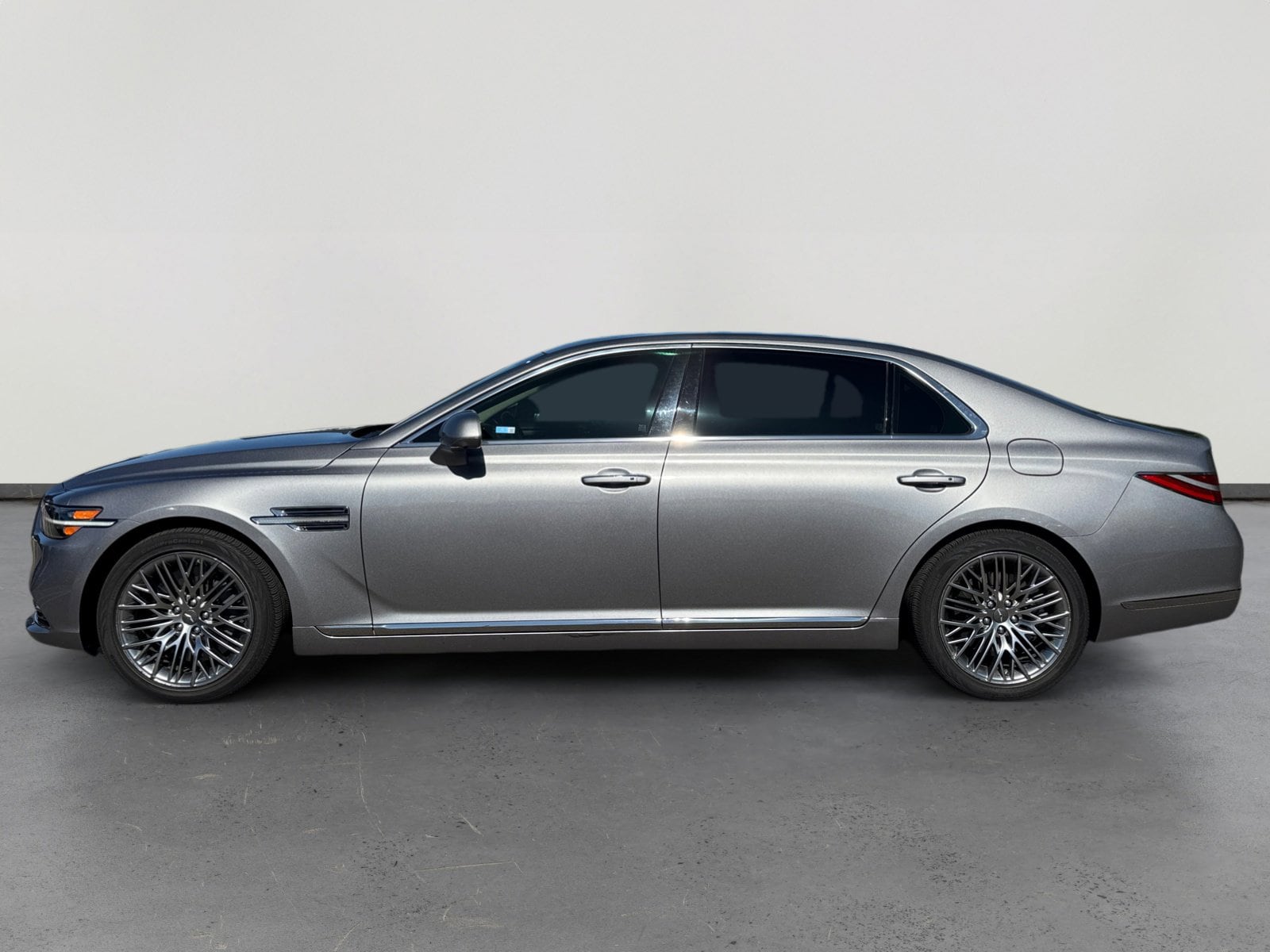 genesis g90 2021 KMTF34PAXMU084822 image