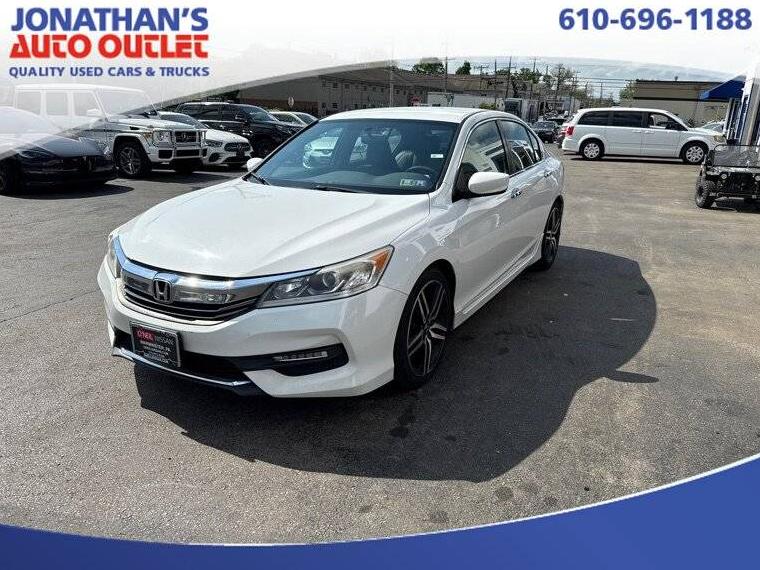 HONDA ACCORD 2017 1HGCR2F10HA058888 image