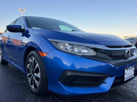 HONDA CIVIC 2018 19XFC2F54JE020311 image HONDA CIVIC 2018 19XFC2F54JE020311 image