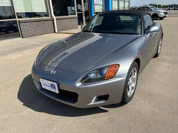HONDA S2000 2001 JHMAP114X1T004546 image