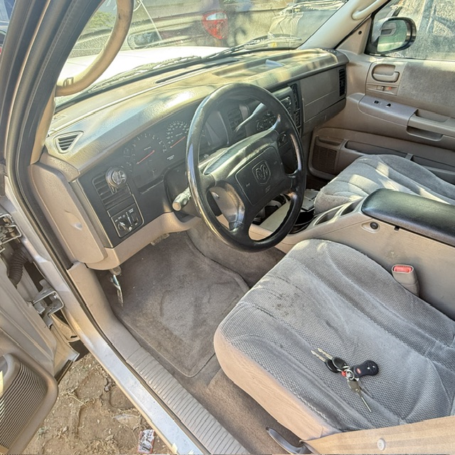 dodge dakota 2004 1D7HG38K34S608214 image dodge dakota 2004 1D7HG38K34S608214 image