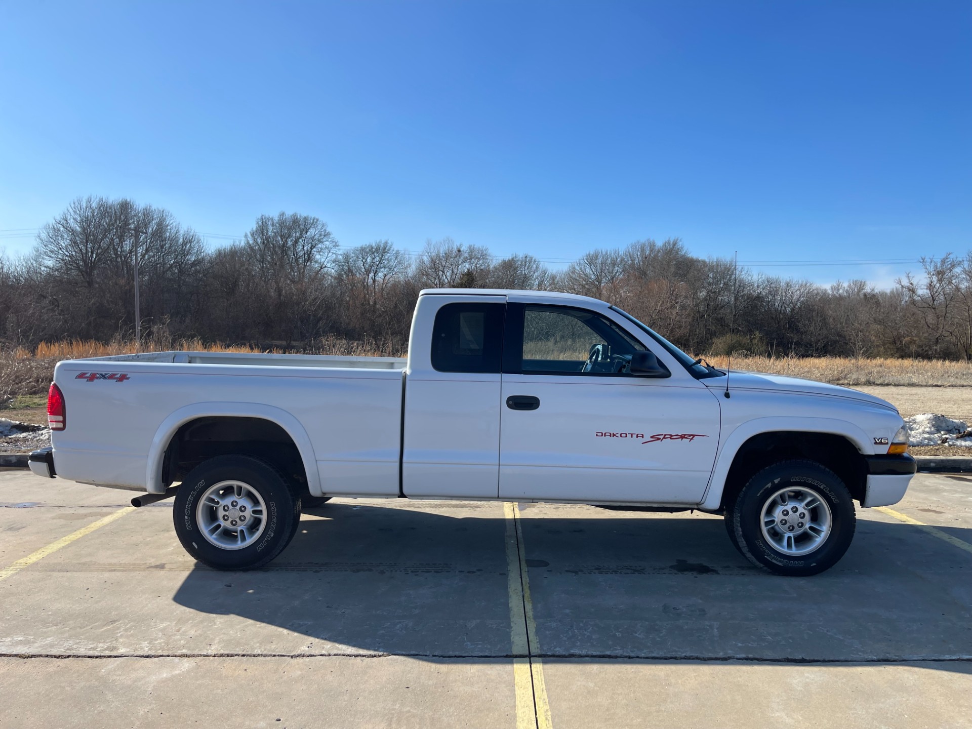 dodge dakota 1999 1B7GG22X6XS320048 image dodge dakota 1999 1B7GG22X6XS320048 image