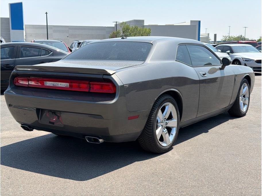 dodge challenger 2009 2B3LJ54T69H592025 image dodge challenger 2009 2B3LJ54T69H592025 image