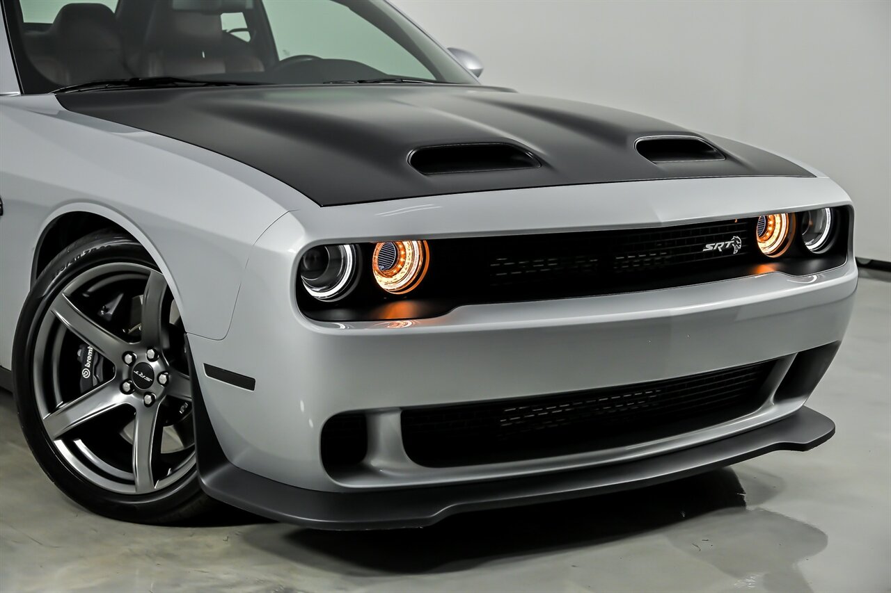 dodge challenger 2019 2C3CDZL98KH687862 image dodge challenger 2019 2C3CDZL98KH687862 image