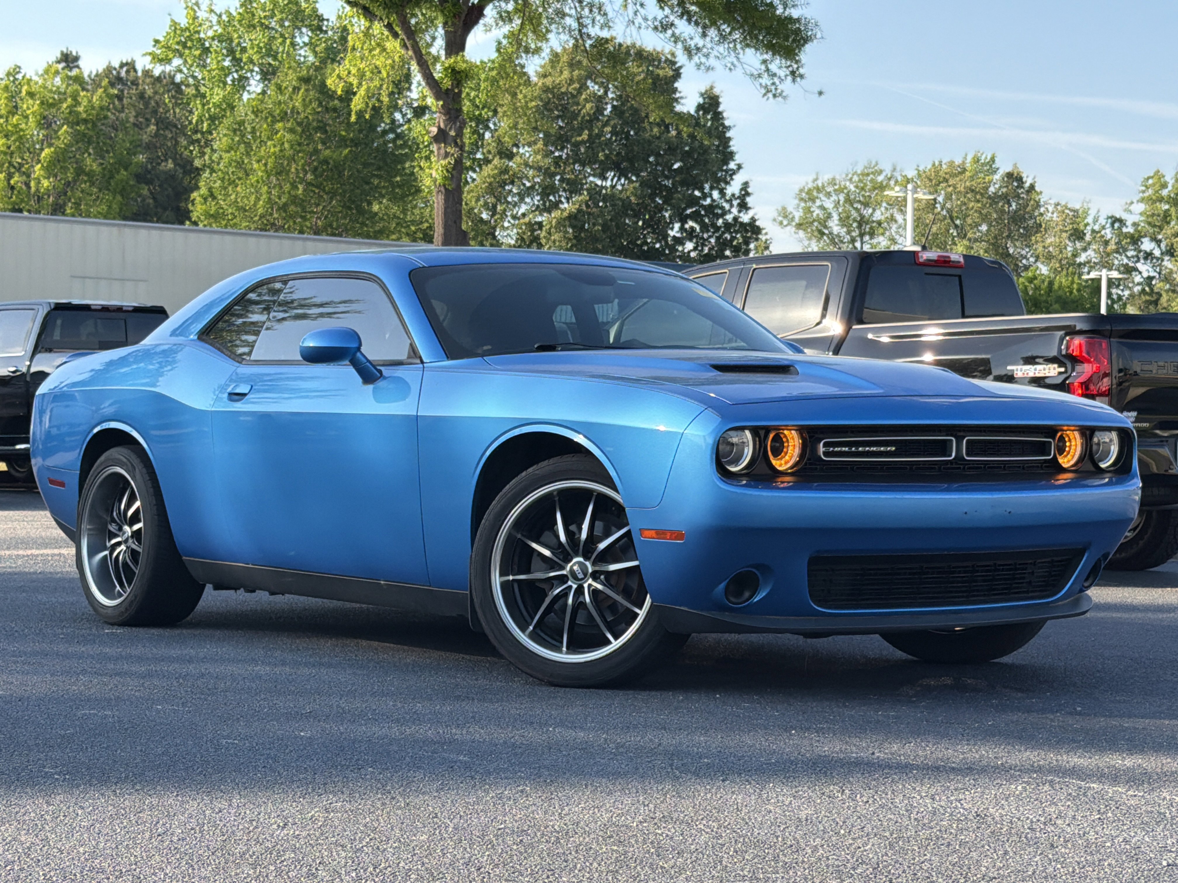 dodge challenger 2019 2C3CDZAG2KH587158 image dodge challenger 2019 2C3CDZAG2KH587158 image
