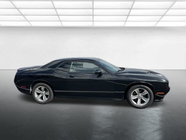 dodge challenger 2019 2C3CDZAG2KH687468 image dodge challenger 2019 2C3CDZAG2KH687468 image