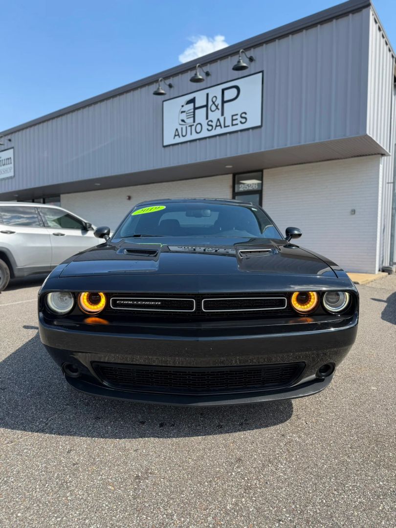 dodge challenger 2019 2C3CDZGG7KH628150 image dodge challenger 2019 2C3CDZGG7KH628150 image