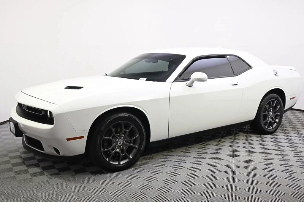 dodge challenger 2018 2C3CDZGG5JH257083 image dodge challenger 2018 2C3CDZGG5JH257083 image