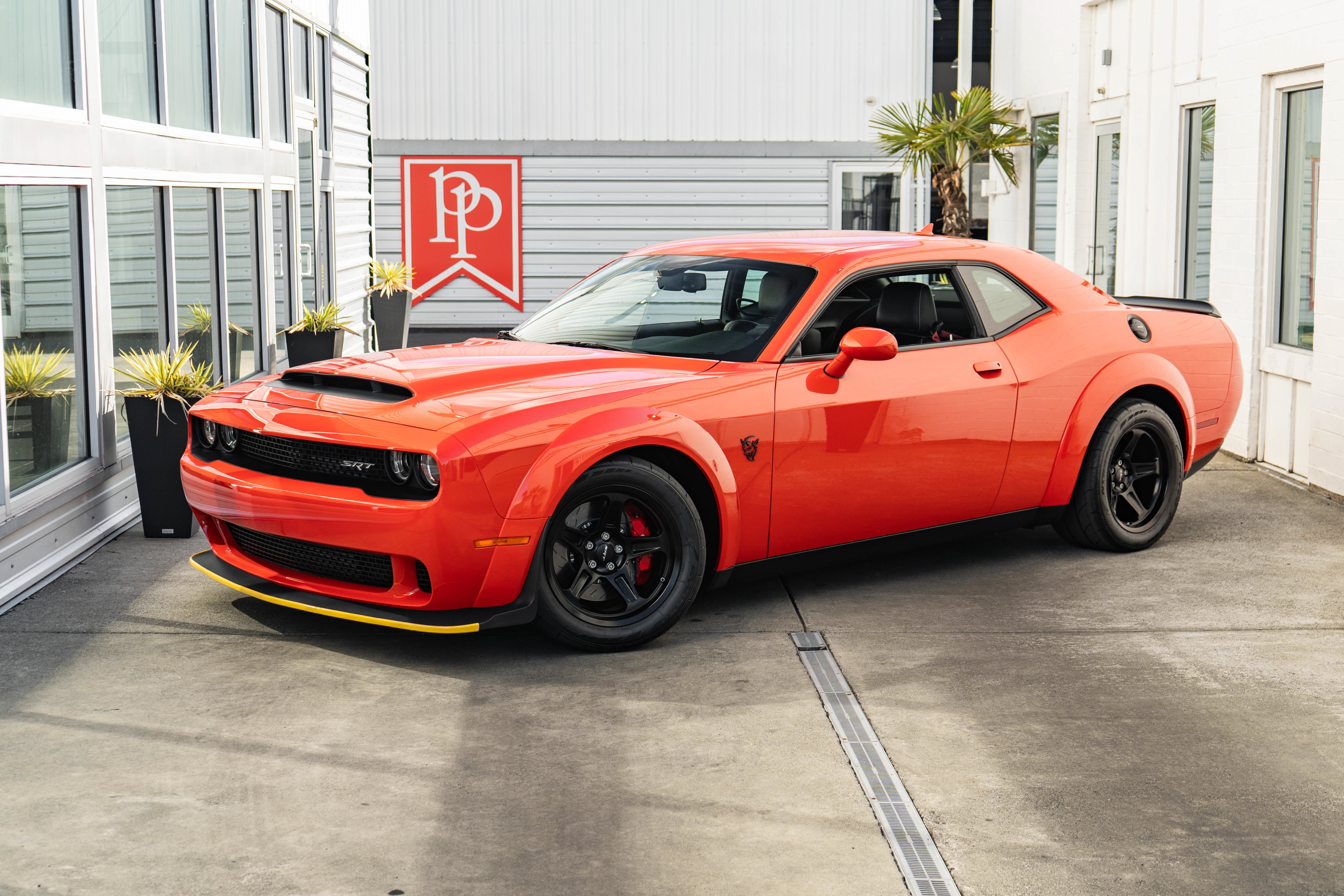 dodge challenger 2018 2C3CDZH98JH100180 image dodge challenger 2018 2C3CDZH98JH100180 image