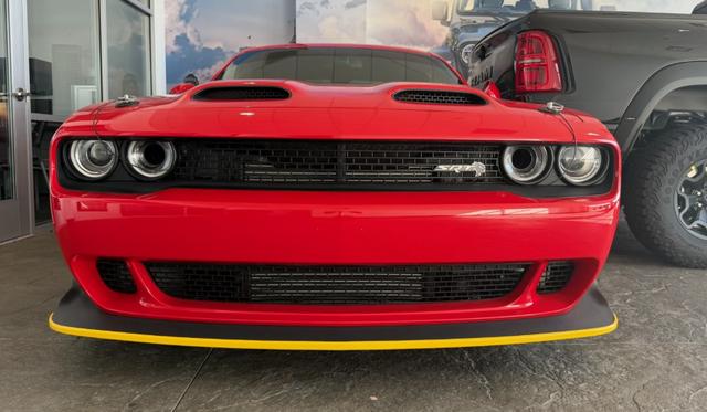 dodge challenger 2021 2C3CDZL92MH609676 image dodge challenger 2021 2C3CDZL92MH609676 image