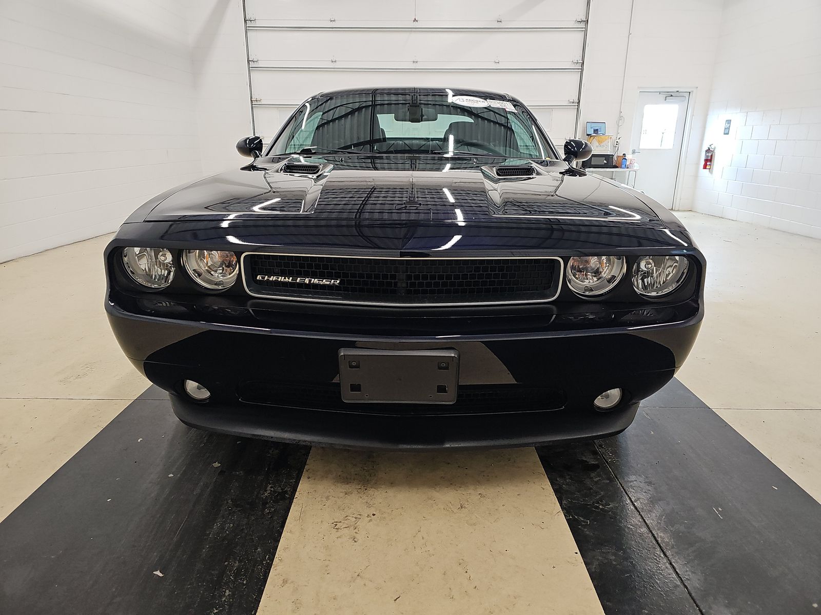 dodge challenger 2012 2C3CDYAG3CH189176 image dodge challenger 2012 2C3CDYAG3CH189176 image