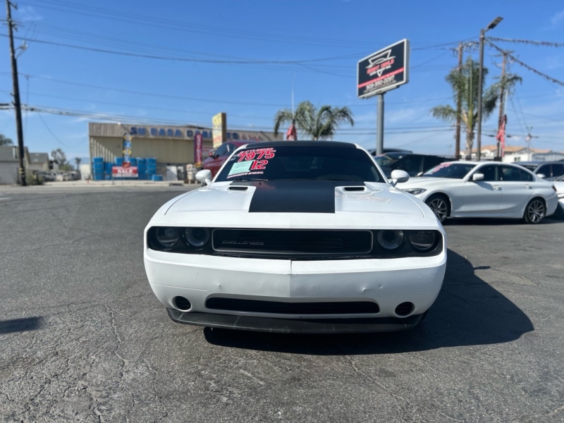 dodge challenger 2012 2C3CDYAG0CH285699 image dodge challenger 2012 2C3CDYAG0CH285699 image