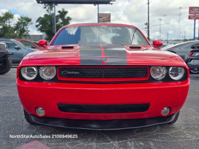 dodge challenger 2010 2B3CJ7DW1AH146018 image dodge challenger 2010 2B3CJ7DW1AH146018 image