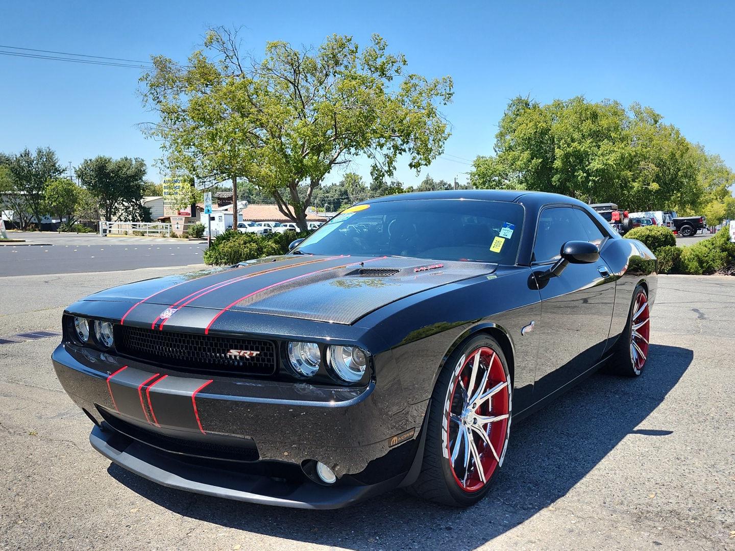 dodge challenger 2010 2B3CJ7DW0AH111745 image dodge challenger 2010 2B3CJ7DW0AH111745 image