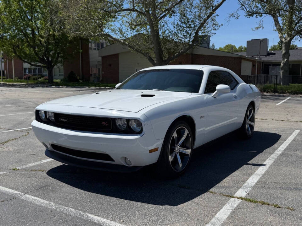 dodge challenger 2014 2C3CDYBT1EH218205 image dodge challenger 2014 2C3CDYBT1EH218205 image