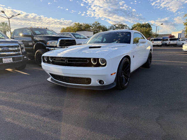dodge challenger 2015 2C3CDZFJ1FH702214 image dodge challenger 2015 2C3CDZFJ1FH702214 image