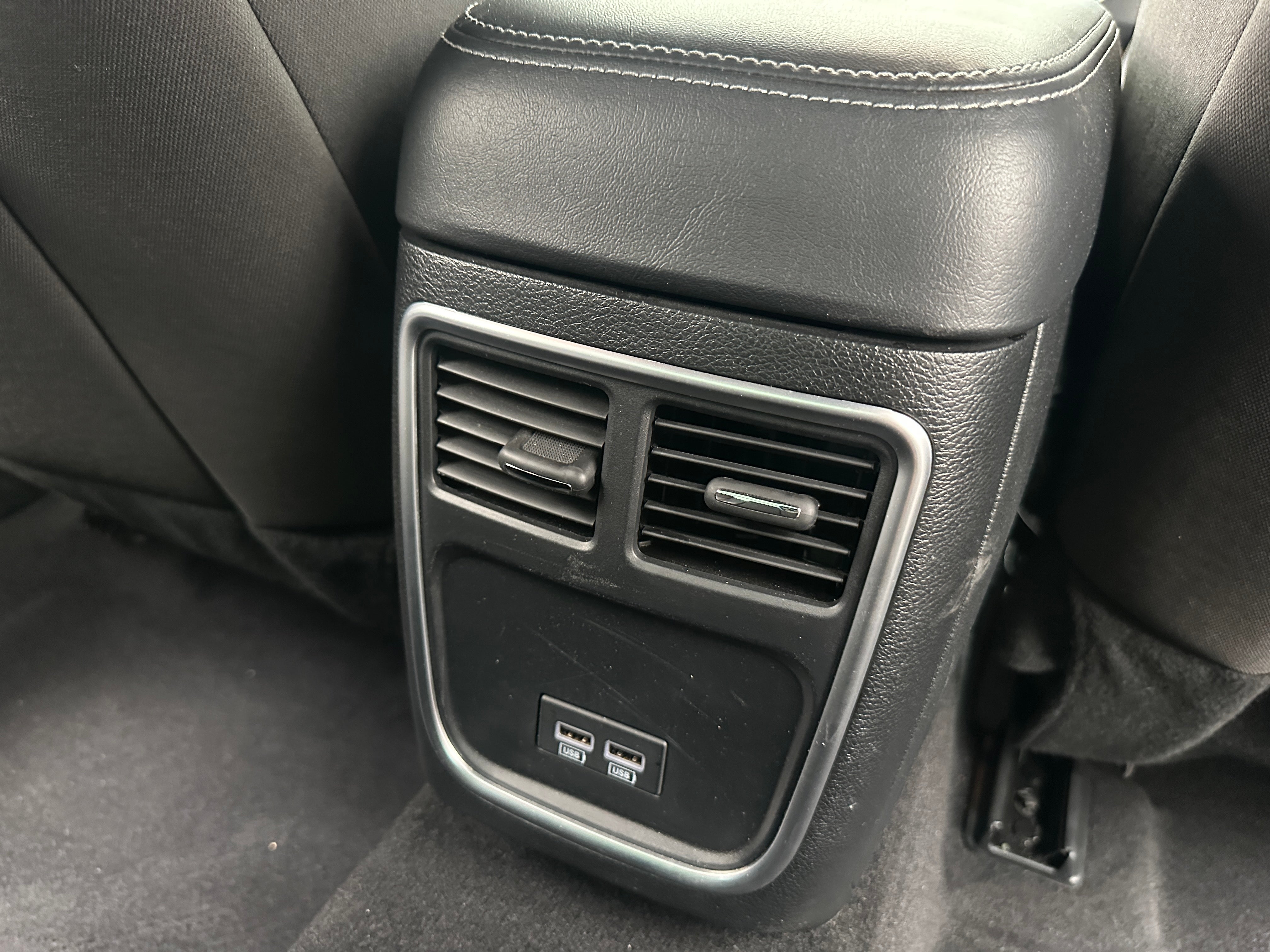 dodge charger 2023 2C3CDXBG9PH656650 image dodge charger 2023 2C3CDXBG9PH656650 image