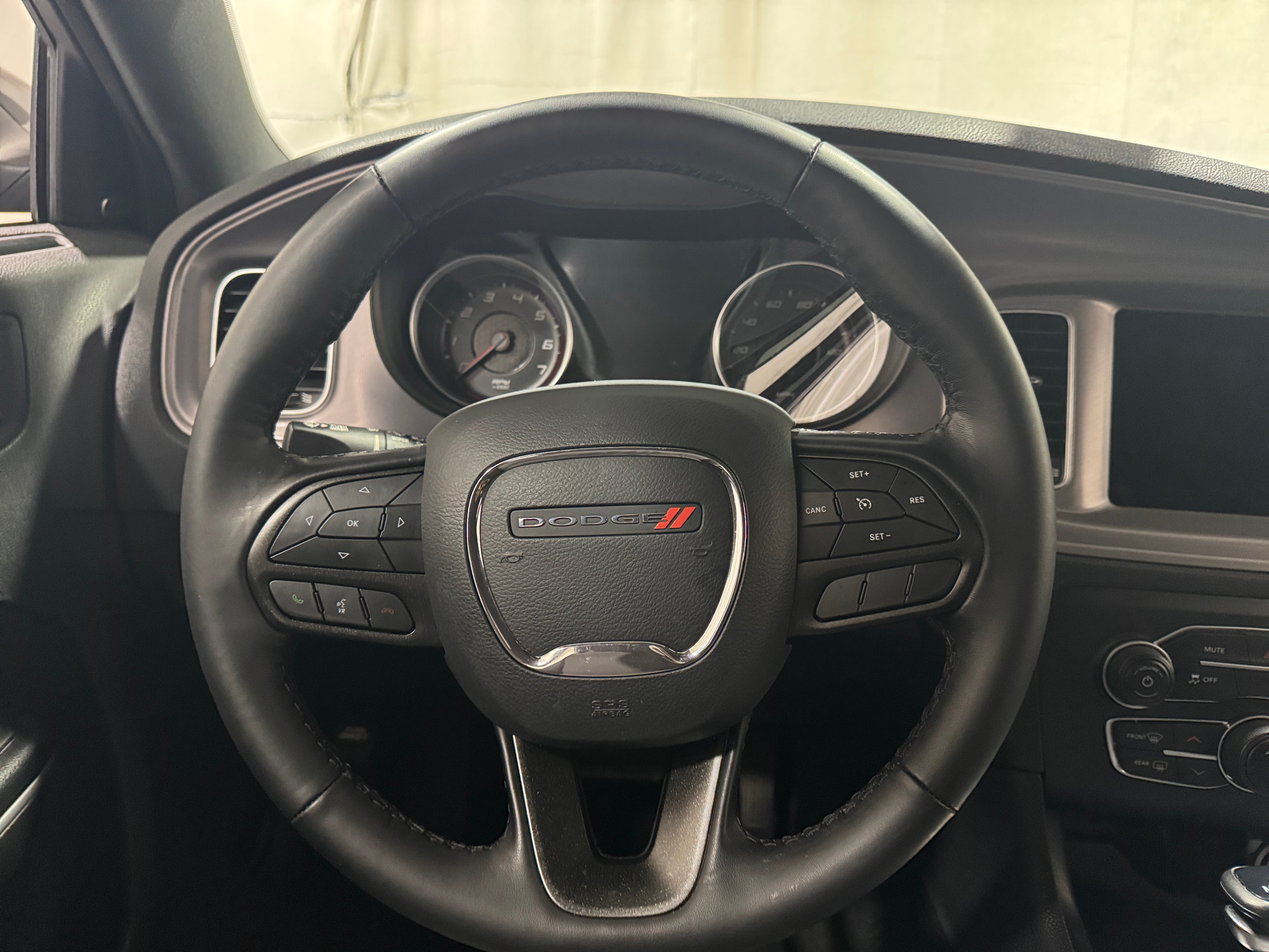 dodge charger 2023 2C3CDXBG5PH697650 image dodge charger 2023 2C3CDXBG5PH697650 image