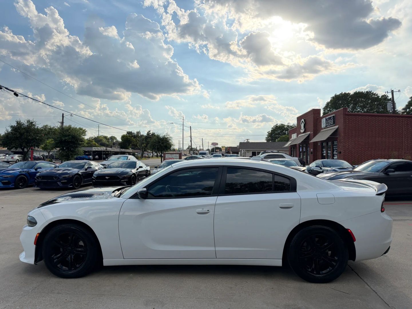 dodge charger 2023 2C3CDXBG4PH673873 image dodge charger 2023 2C3CDXBG4PH673873 image