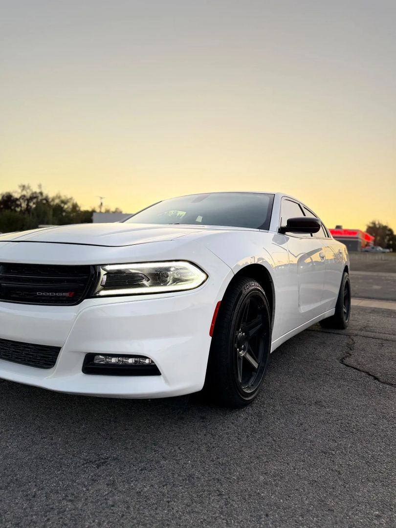 dodge charger 2023 2C3CDXBGXPH708979 image dodge charger 2023 2C3CDXBGXPH708979 image