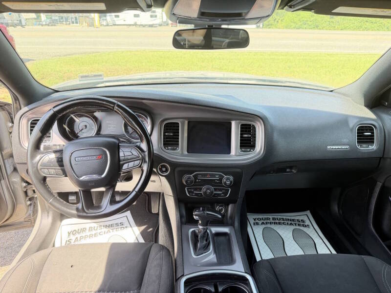 dodge charger 2023 2C3CDXBG8PH651858 image dodge charger 2023 2C3CDXBG8PH651858 image