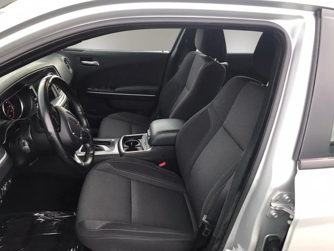 dodge charger 2019 2C3CDXJGXKH651161 image dodge charger 2019 2C3CDXJGXKH651161 image