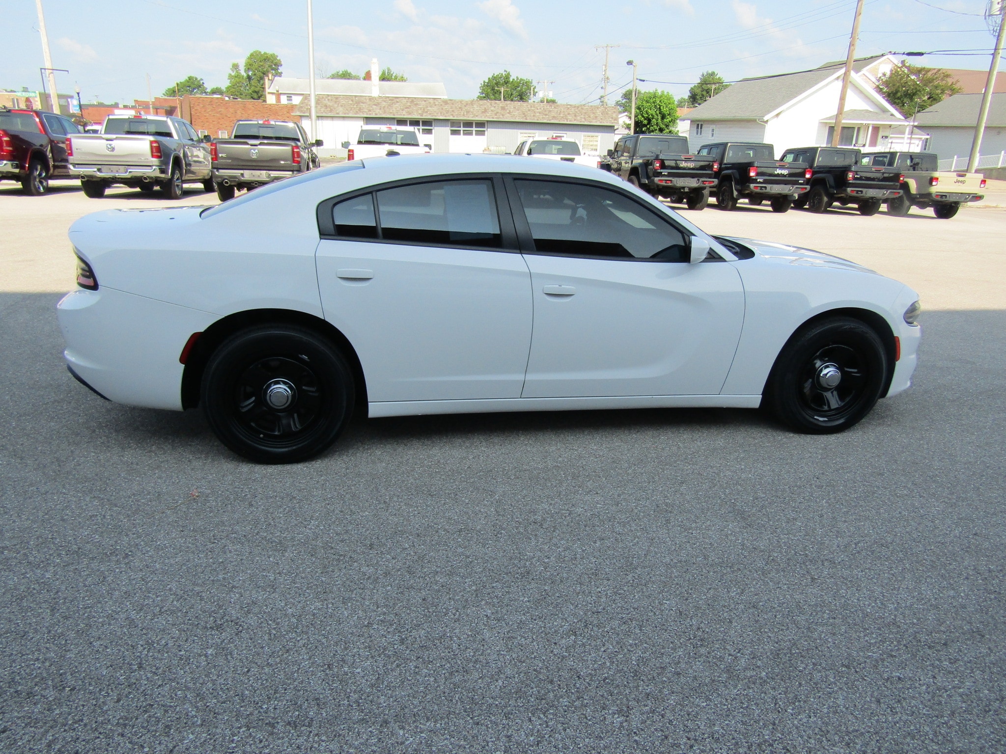 dodge charger 2018 2C3CDXAT3JH207485 image dodge charger 2018 2C3CDXAT3JH207485 image