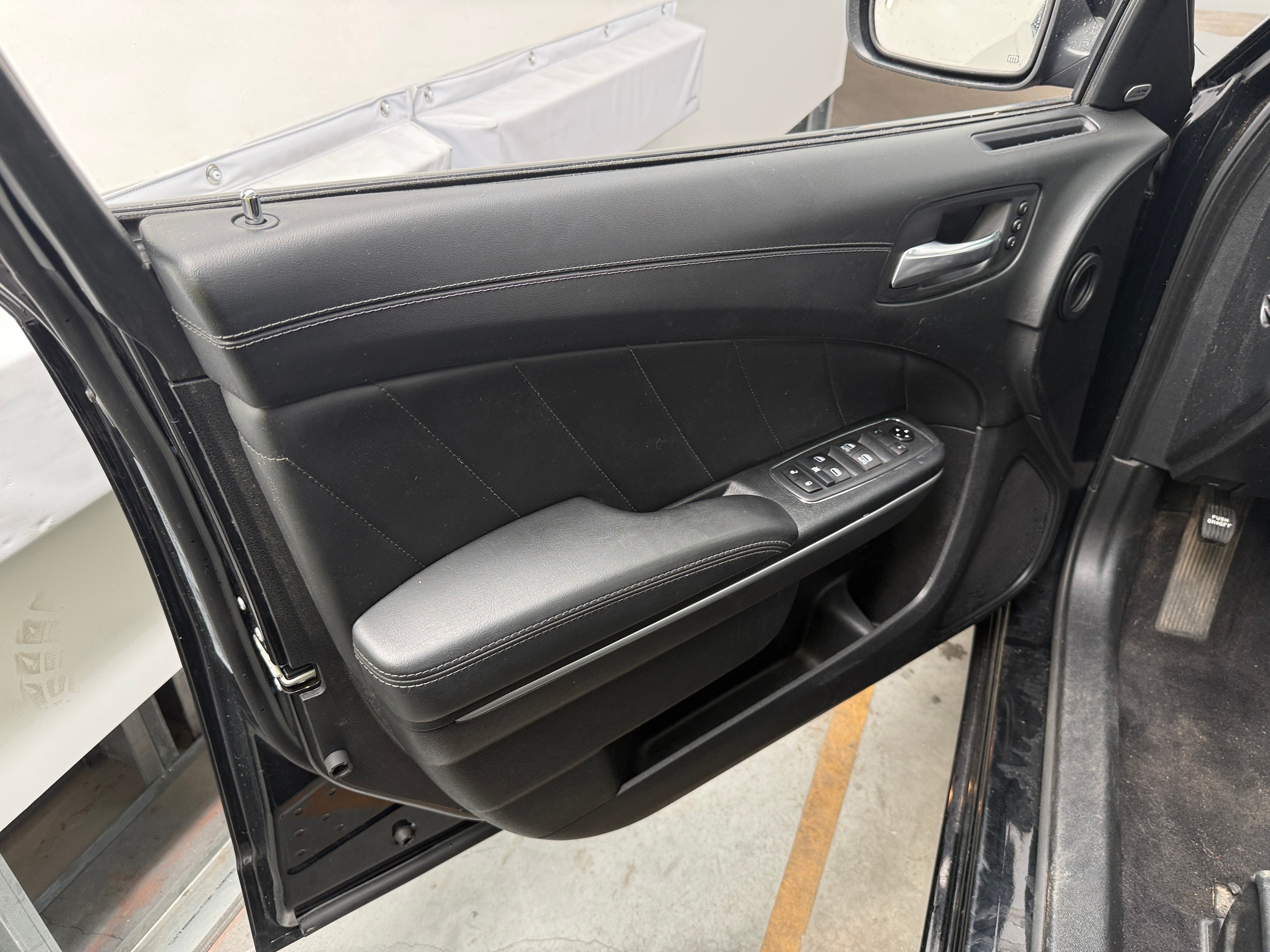 dodge charger 2020 2C3CDXJG7LH158393 image dodge charger 2020 2C3CDXJG7LH158393 image