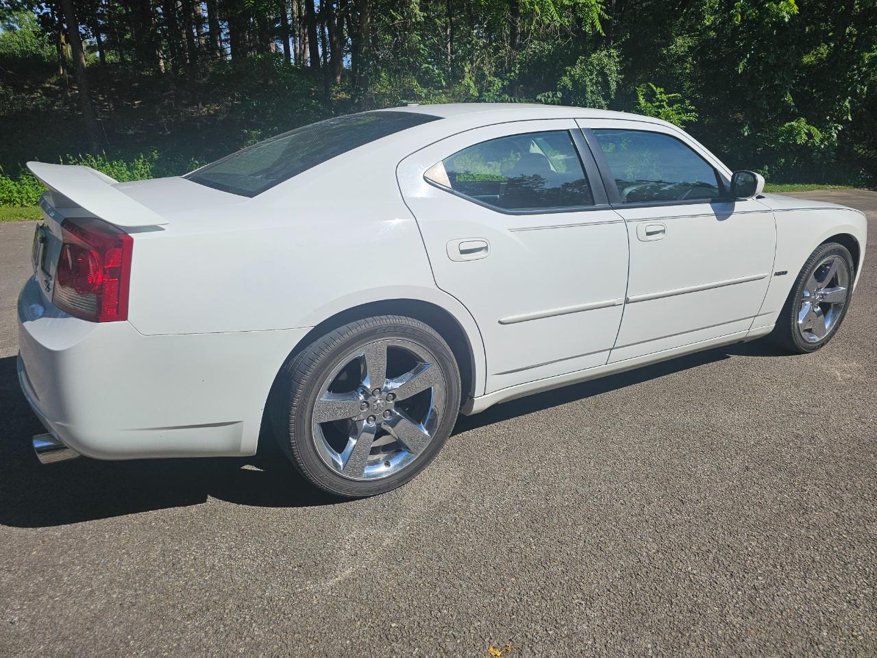 dodge charger 2010 2B3CA8CT7AH257900 image dodge charger 2010 2B3CA8CT7AH257900 image