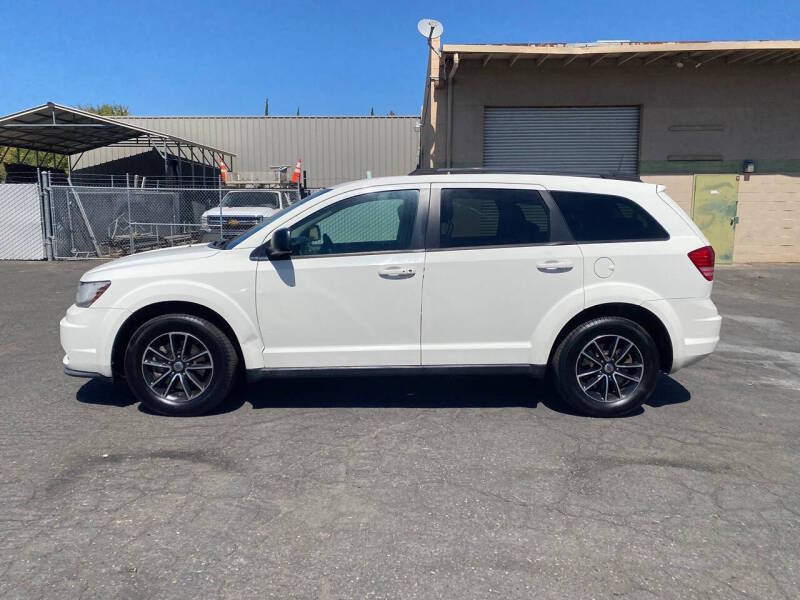 dodge journey 2018 3C4PDCAB4JT530092 image dodge journey 2018 3C4PDCAB4JT530092 image