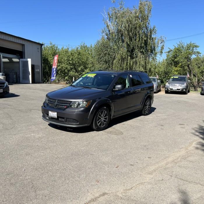 dodge journey 2018 3C4PDCAB3JT534957 image dodge journey 2018 3C4PDCAB3JT534957 image