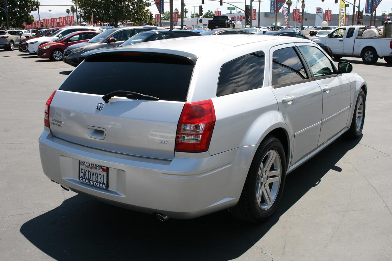 dodge magnum 2005 2D4GV58285H542181 image dodge magnum 2005 2D4GV58285H542181 image