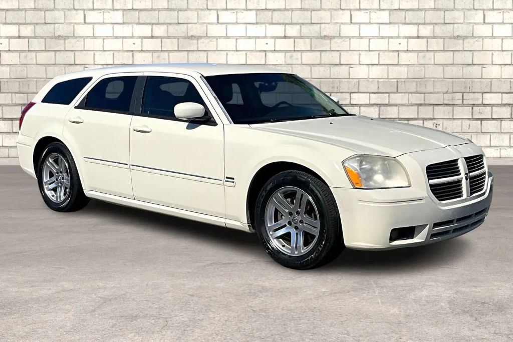 dodge magnum 2005 2D4GV58255H587076 image dodge magnum 2005 2D4GV58255H587076 image